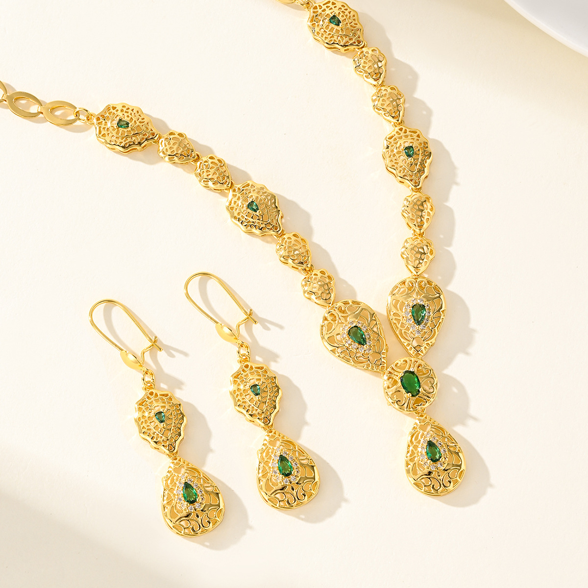 Conjunto de Joyería de Oro 999 - Women Accessories Dubai reseña y precio