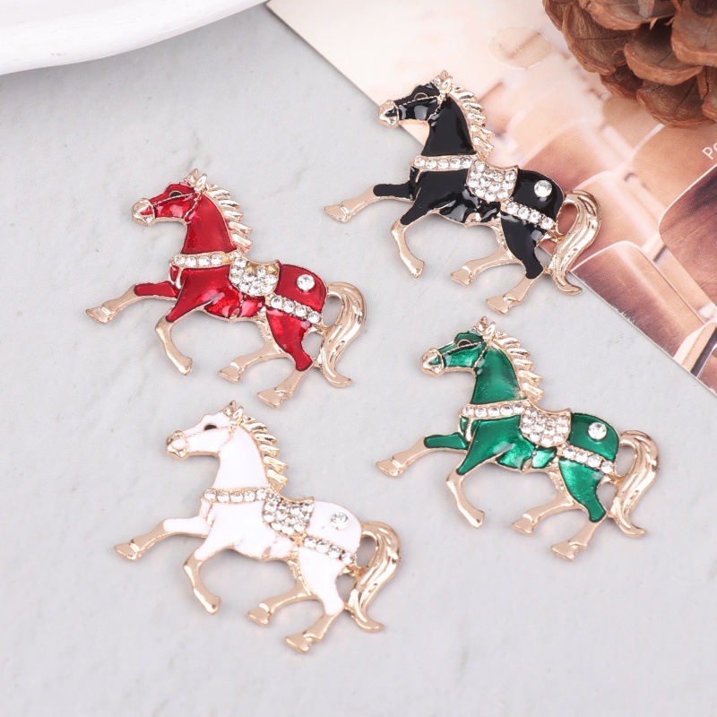 Broches clásicos de caballo co - Women'S Clothing And Accessories reseña y precio