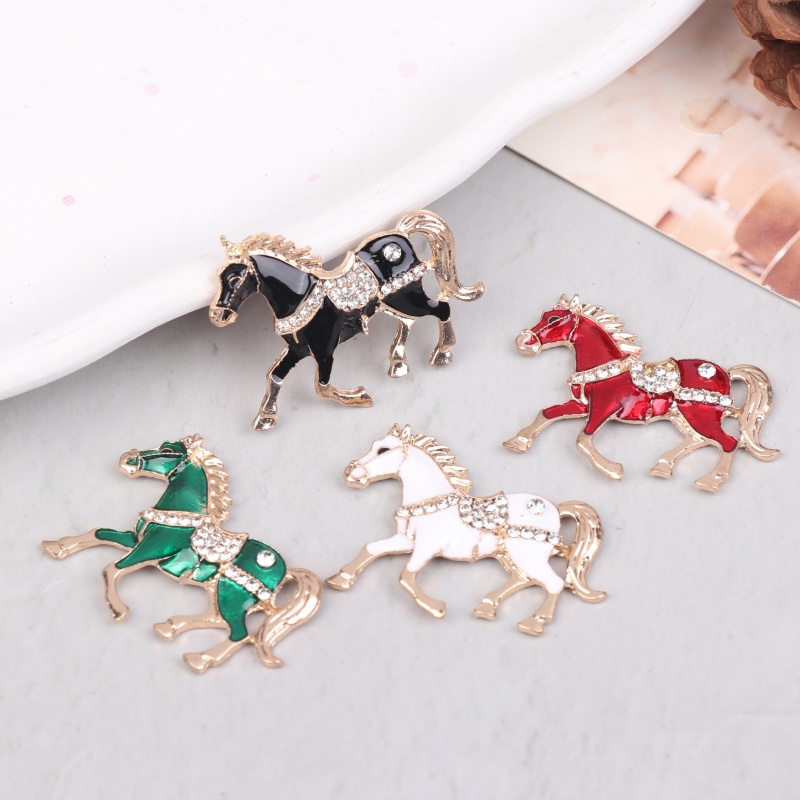 Broches clásicos de caballo co - Women'S Clothing And Accessories reseña y precio